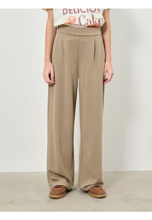 Sinsay - Spodnie wide leg - brązowy. Kolor: brązowy