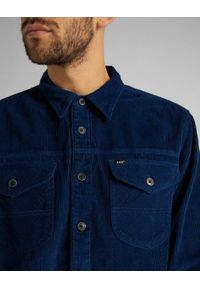 Lee - LEE LOCO PATCH OVERSHIRT RELAXED FIT MĘSKA KOSZULA SZTRUKSOWA WASHED BLUE L68KTQLR. Materiał: sztruks