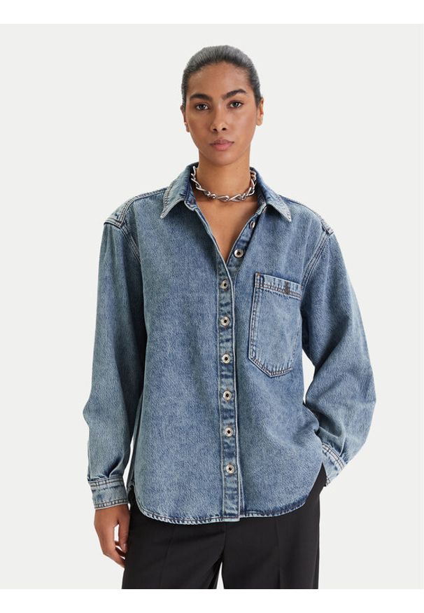 Patrizia Pepe Koszula jeansowa 8C0833/D108-CB05 Niebieski Regular Fit. Kolor: niebieski. Materiał: bawełna