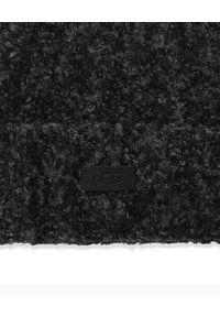 Ugg - UGG - Czarna czapka Chunky. Kolor: czarny. Materiał: wełna, materiał