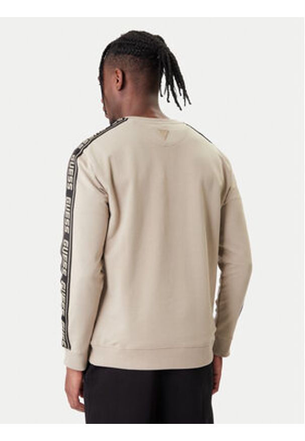 Guess Bluza Z4GQ24 K6ZS1 Beżowy Regular Fit. Kolor: beżowy. Materiał: bawełna