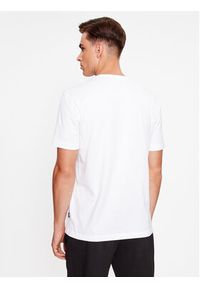 BOSS - Boss T-Shirt Tiburt 420 50500760 Biały Regular Fit. Kolor: biały. Materiał: bawełna #5