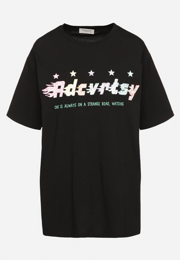 Born2be - Czarny Oversizowy T-shirt z Napisem z Przodu i Gwiazdami na Plecach Ilanlith. Okazja: na co dzień. Kolor: czarny. Materiał: jeans. Wzór: napisy. Sezon: wiosna. Styl: klasyczny, casual