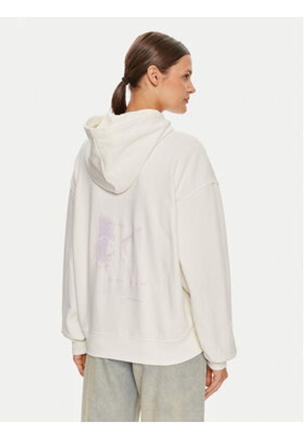 Calvin Klein Jeans Bluza Diffused J20J223533 Écru Regular Fit. Materiał: bawełna