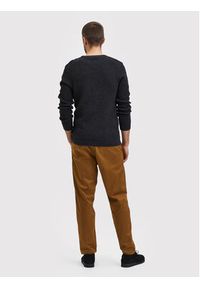 Selected Homme Sweter Vince 16059390 Szary Regular Fit. Kolor: szary. Materiał: bawełna