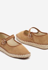 Born2be - Brązowe Espadryle z Imitacji Zamszu z Zapięciem na Sprzączkę Zeonia. Okazja: na co dzień. Zapięcie: sprzączka. Kolor: brązowy. Materiał: zamsz. Obcas: na płaskiej podeszwie. Styl: casual, elegancki #6