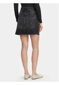 Tommy Jeans Spódnica jeansowa DW0DW22715 Czarny Mom Fit. Kolor: czarny. Materiał: bawełna #5