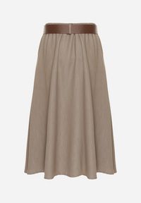 Born2be - Beżowa Rozkloszowana Spódnica z Wiskozą Zdobiona Paskiem z Klamrą Tinevia. Okazja: na co dzień, do pracy. Kolor: beżowy. Materiał: wiskoza. Wzór: aplikacja. Styl: casual, elegancki, klasyczny #3