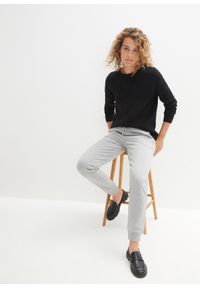 bonprix - Sweter z dzianiny Milano w prążek, z okrągłym dekoltem. Kolor: czarny. Materiał: dzianina. Wzór: prążki #3