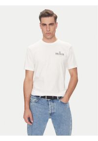 TOMMY HILFIGER - Tommy Hilfiger T-Shirt Stack MW0MW39355 Biały Regular Fit. Kolor: biały. Materiał: bawełna