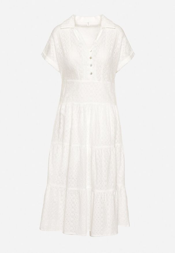 Born2be - Biała Bawełniana Sukienka o Ażurowym Wykończeniu z Krótkim Rękawem Zapinana na Guziki Kataria. Okazja: na co dzień. Typ kołnierza: dekolt w serek. Kolor: biały. Materiał: bawełna. Długość rękawa: krótki rękaw. Wzór: ażurowy. Typ sukienki: proste. Styl: casual, klasyczny