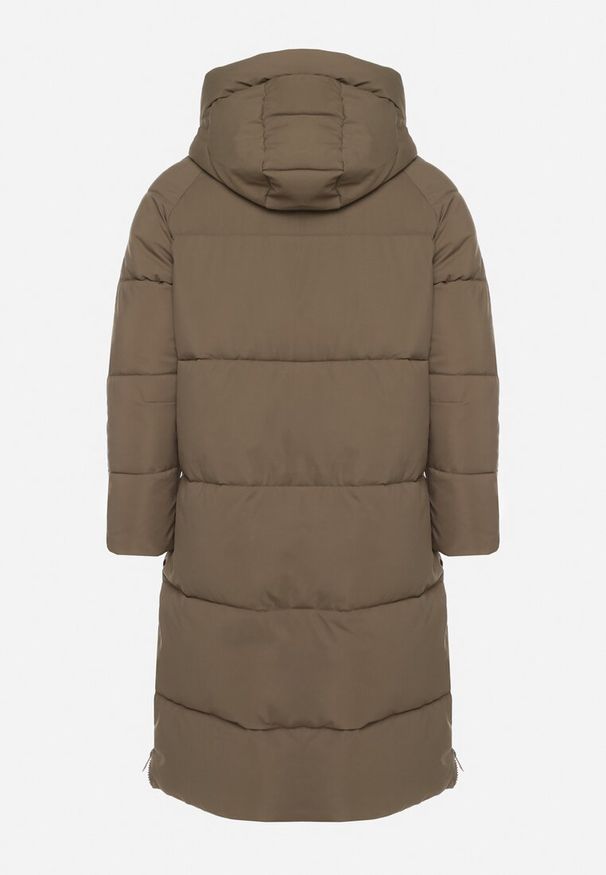 Born2be - Ciemnozielona Pikowana Kurtka Zimowa z Kapturem i Bocznymi Suwakami Falossea. Okazja: na co dzień. Typ kołnierza: kaptur. Kolekcja: plus size. Kolor: zielony. Materiał: jeans, dzianina, poliester. Sezon: zima. Styl: casual, klasyczny