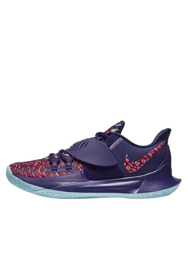 Buty koszykarskie męskie Nike Kyrie Low 3. Zapięcie: rzepy. Kolor: fioletowy, wielokolorowy. Materiał: materiał, tkanina, syntetyk. Szerokość cholewki: normalna. Sport: koszykówka