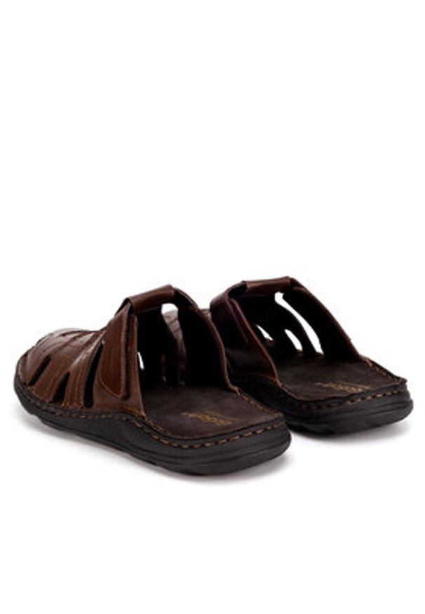 Go Soft Klapki ROMA-03 MI18 Brązowy. Kolor: brązowy. Materiał: skóra