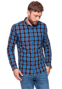 Wrangler - KOSZULA WRANGLER LS 1PKT BUTTON DOWN GLOW ORANGE W5874NQ48 112129573. Typ kołnierza: button down. Materiał: materiał