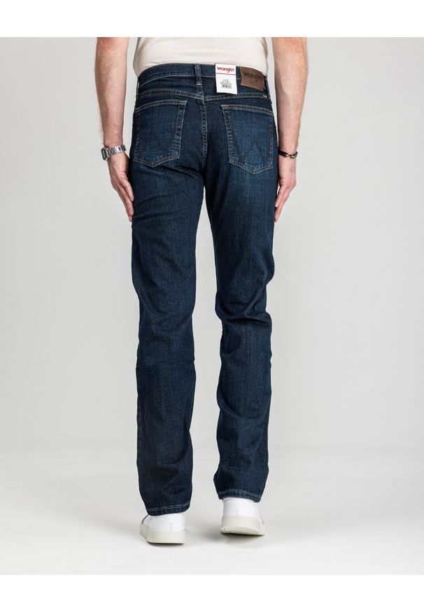 Męskie Spodnie Jeansowe Wrangler Regular Fit Blackened Indigo 112352956. Okazja: na co dzień. Styl: klasyczny, casual