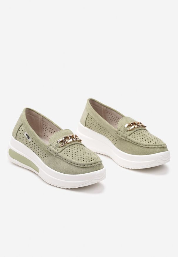 Renee - Zielone Mokasyny na Platformie z Łańcuszkiem Himenna. Kolor: zielony. Obcas: na platformie