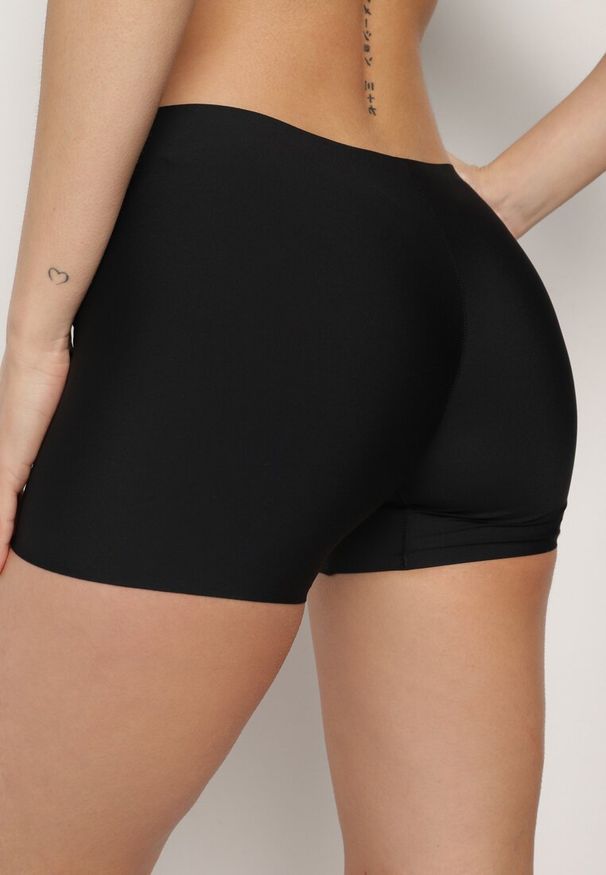 Renee - Czarne Majtki Typu Szorty Savineira. Kolor: czarny