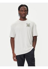 Under Armour T-Shirt Hoops Courtside 6003686 Biały Oversize. Kolor: biały. Materiał: bawełna
