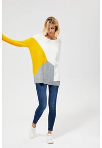 MOODO - Sweter z łączonych wzorów. Materiał: poliester, elastan, akryl. Długość rękawa: długi rękaw. Długość: długie. Wzór: geometria #2