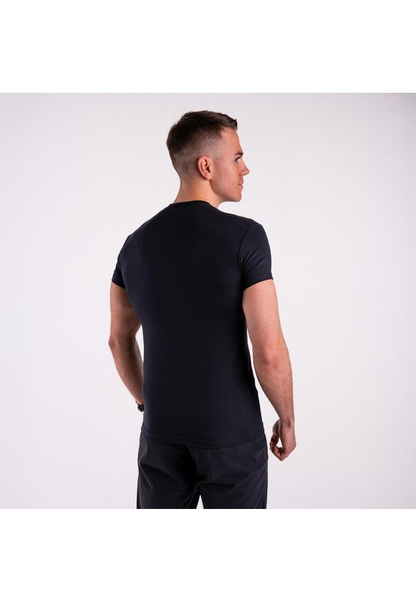 Koszulka slim basic DZIK® czarna. Kolor: czarny