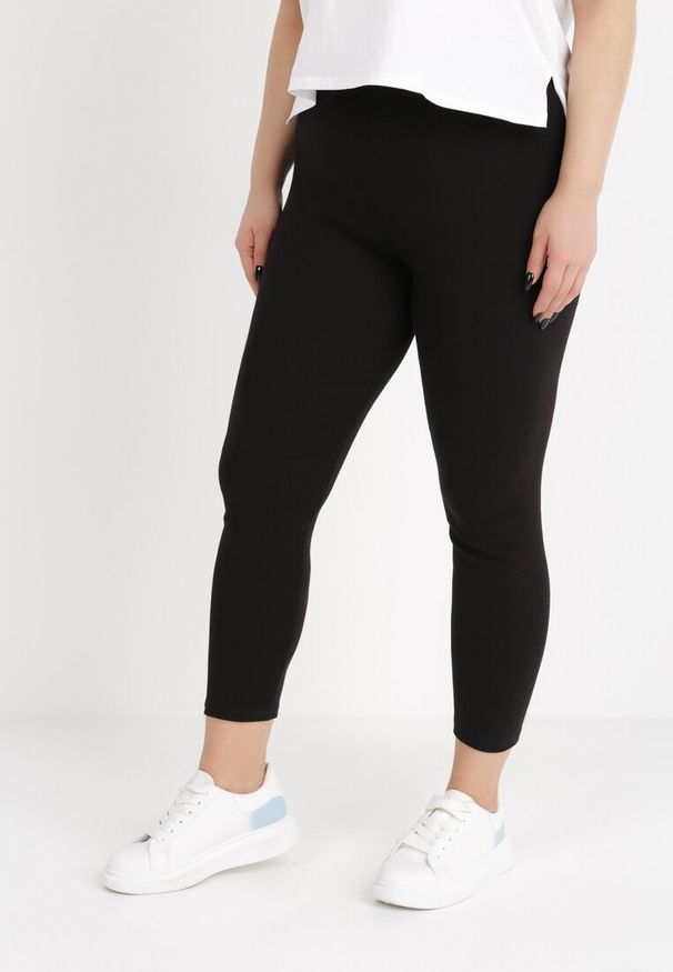 Born2be - Czarne Legginsy Priaastus. Kolekcja: plus size. Kolor: czarny. Materiał: tkanina, bawełna. Długość: długie. Wzór: aplikacja, gładki