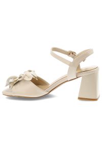 Sandały damskie Vinceza, cholewka ze skóry ekologicznej z przodu ozdobna kokarda z metalicznym akcentem, beżowe, 20283. Kolor: beżowy. Materiał: skóra ekologiczna #5