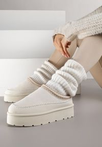 Born2be - Beżowe Śniegowce Ocieplone na Platformie z Ozdobnym Wyszywaniem Reitenna. Okazja: na co dzień. Kolor: beżowy. Materiał: jeans. Obcas: na platformie. Styl: elegancki, casual, klasyczny #4