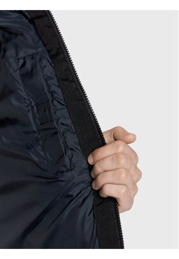 Napapijri Kurtka zimowa Suomi NP0A4GJE Czarny Regular Fit. Kolor: czarny. Materiał: syntetyk. Sezon: zima