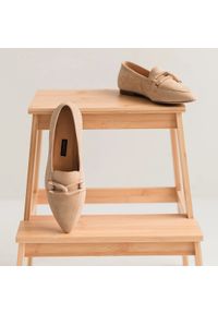 Marco Shoes Loafersy z ozdobą beżowy. Kolor: beżowy. Wzór: aplikacja #2