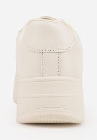 Renee - Beżowe Sznurowane Sneakersy na Platformie z Bieżnikiem Arvilla. Kolor: beżowy. Materiał: skóra, materiał. Obcas: na platformie #9