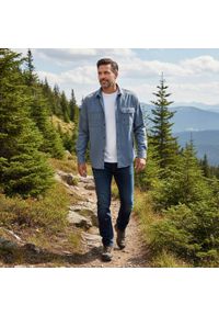 Lekka Kurtka o Kroju Koszuli Wierzchniej - Pako Jeans - Stalowa Niebieska. Kolor: niebieski. Materiał: tkanina, elastan, bawełna. Sezon: wiosna, jesień #5