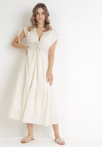 Born2be - Beżowa Rozkloszowana Sukienka z Falbaną Atina. Kolor: beżowy #4