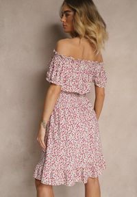 Renee - Biało-Czerwona Bawełniana Sukienka z Gumką w Talii o Fasonie Hiszpanki Jazmi. Typ kołnierza: dekolt hiszpanka. Kolor: biały. Materiał: bawełna
