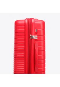Wittchen - Duża walizka z polipropylenu z błyszczącymi paskami czerwona. Kolor: czerwony. Wzór: paski, aplikacja. Styl: elegancki #8