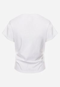 Renee - Biały T-shirt z Bawełny z Dekoltem Łódką i Drapowaniem w Pasie Savalira. Typ kołnierza: dekolt w łódkę. Kolor: biały. Materiał: bawełna. Styl: klasyczny #4