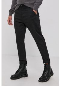 !SOLID Spodnie męskie kolor czarny w fasonie chinos. Kolor: czarny. Materiał: tkanina. Wzór: gładki