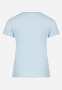 Born2be - Jasnoniebieski Bawełniany T-shirt z Kolorowymi Napisami Summer. Kolekcja: plus size. Kolor: niebieski. Materiał: bawełna. Wzór: napisy, kolorowy #6