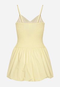 Born2be - Żółta Sukienka Bombka na Cienkich Ramiączkach z Kokardą i Cyrkoniami Paliandria. Okazja: na imprezę. Typ kołnierza: kokarda. Kolor: żółty. Długość rękawa: na ramiączkach. Wzór: aplikacja. Sezon: lato. Typ sukienki: bombki. Styl: elegancki #5