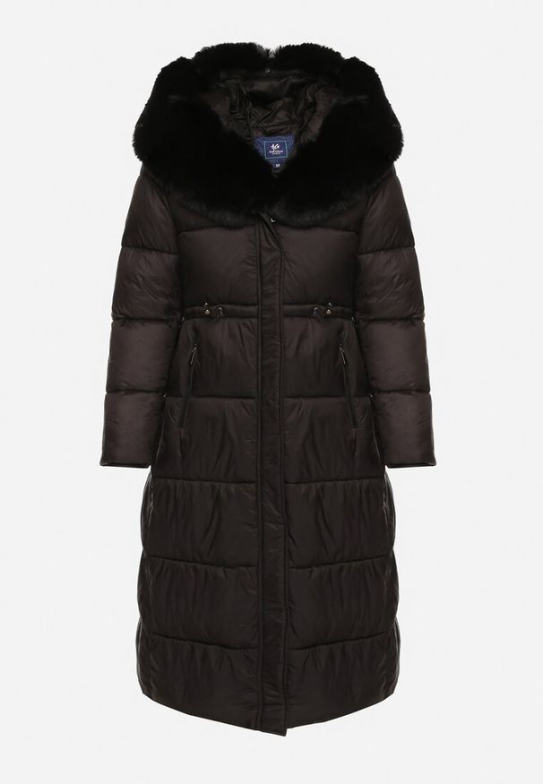 Born2be - Czarna Długa Kurtka Puchowa z Pikowanymi Przeszyciami i Kapturem z Futrem Zevea. Okazja: na spacer, na co dzień. Kolor: czarny. Materiał: futro, puch. Długość: długie. Styl: elegancki, casual