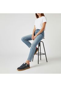 Sneakersy męskie Mustang, niska sportowa forma z wiązaniem i bocznym zamkiem wygodna podeszwa do codziennego użytkowania, granatowe, 4204-301-820. Okazja: na co dzień. Zapięcie: zamek. Kolor: niebieski #2