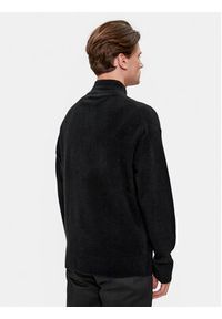 Calvin Klein Sweter K10K111960 Czarny Regular Fit. Kolor: czarny. Materiał: syntetyk #4