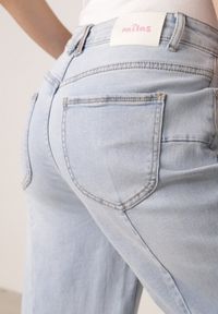 Born2be - Niebieskie Szerokie Jeansy z Wysokim Stanem Przeszyciami i Imitacją Kieszeni Tanila. Okazja: na co dzień, na spotkanie biznesowe, do pracy. Stan: podwyższony. Kolor: niebieski. Styl: casual, biznesowy, elegancki, klasyczny #5