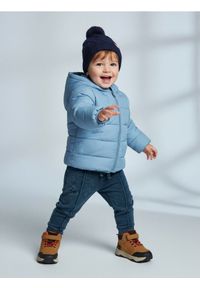 Sinsay - Pikowana kurtka z kapturem wykończona taśmą elastyczną - niebieski. Typ kołnierza: kaptur. Kolor: niebieski #1