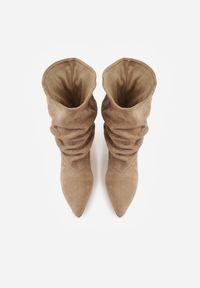 Renee - Ciemnobeżowe Botki na Szpilce Typu Slouchy Anitai. Kolor: beżowy. Materiał: jeans. Obcas: na szpilce #7