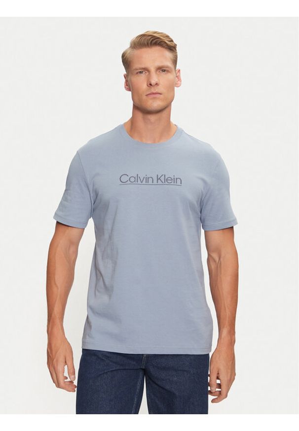 Calvin Klein T-Shirt K10K113587 Niebieski Regular Fit. Kolor: niebieski. Materiał: bawełna