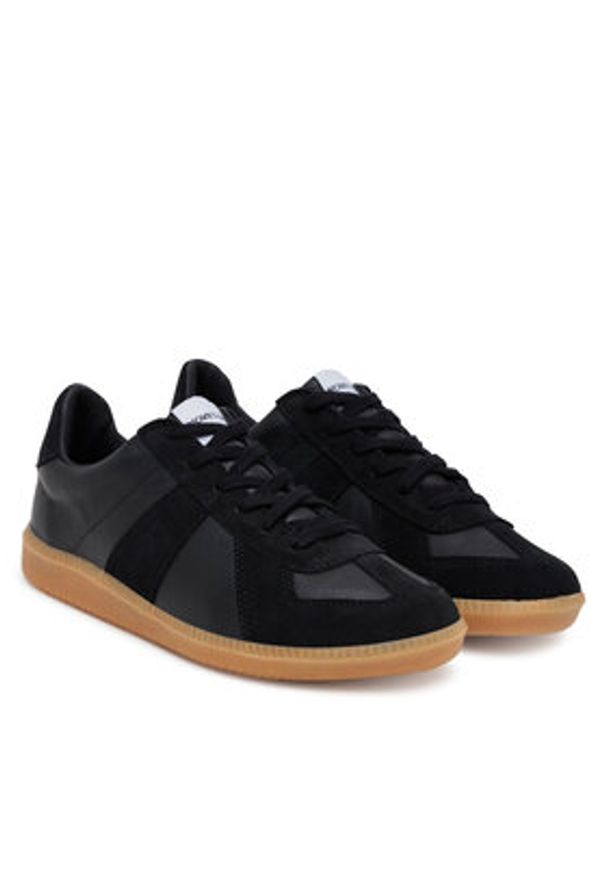 Novesta Sneakersy German Army Trainer N954007-60Y13Y003 Czarny. Kolor: czarny. Materiał: skóra