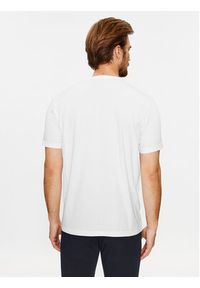 GANT - Gant T-Shirt Reg Archive Shield Ss 2003199 Biały Regular Fit. Kolor: biały. Materiał: bawełna #3