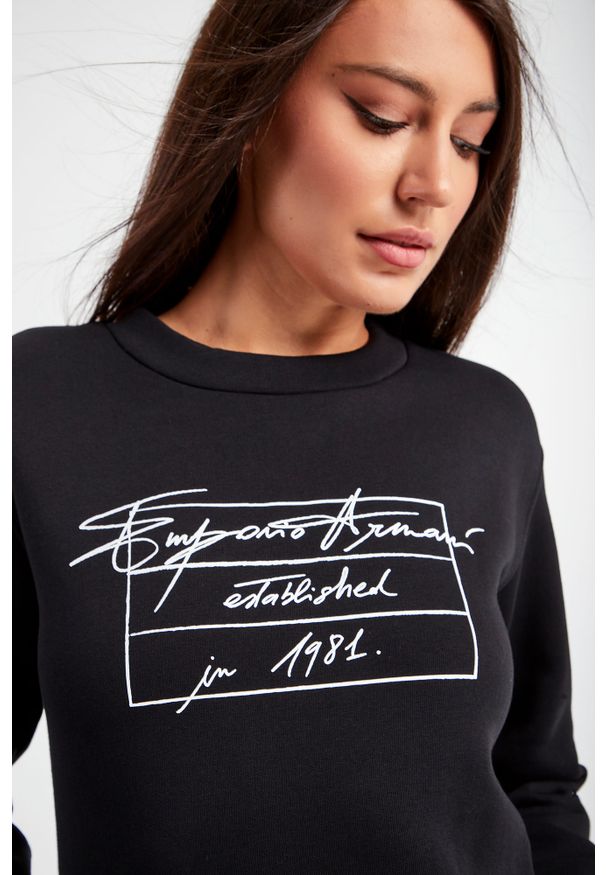 Emporio Armani - BLUZA EMPORIO ARMANI. Materiał: tkanina, bawełna. Długość: długie. Wzór: nadruk