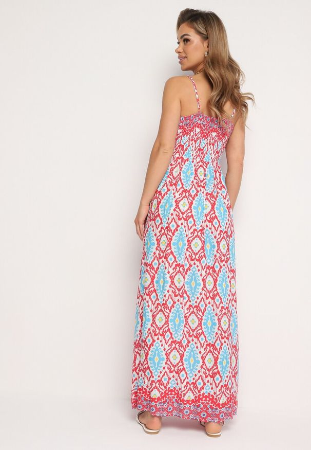 Born2be - Czerwona Taliowana Sukienka z Wiskozy na Regulowanych Ramiączkach z Gumką w Pasie Zenadea. Okazja: na co dzień. Kolor: czerwony. Materiał: wiskoza. Długość rękawa: na ramiączkach. Sezon: lato. Styl: casual, wizytowy